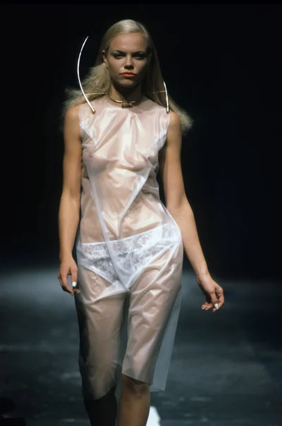 Look 1